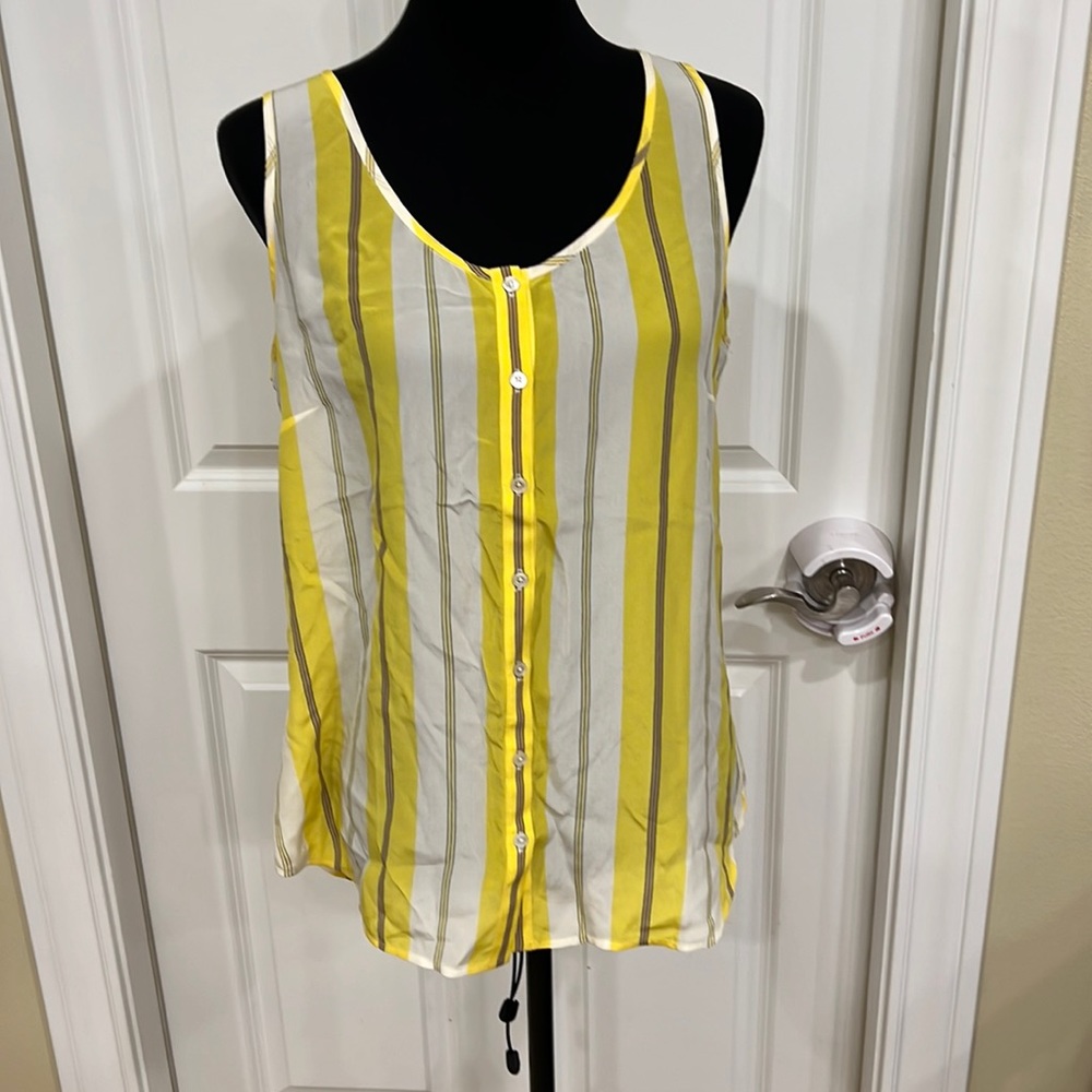 Tommy Bahama sleeveless top size M